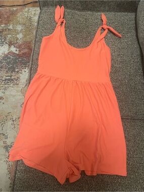 SO Coral Tie-Shoulder Romper